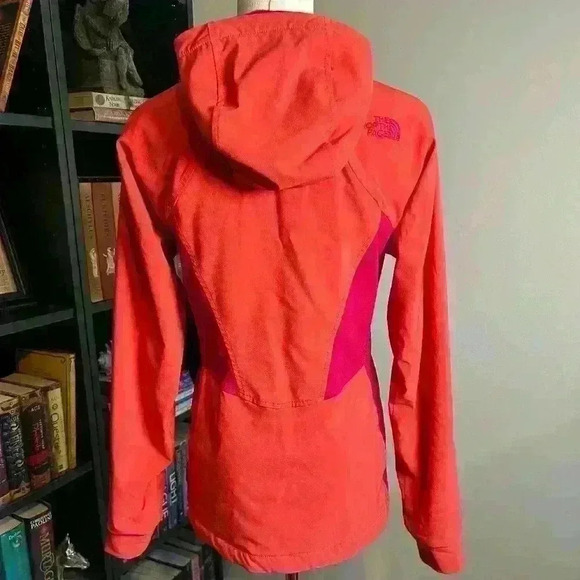 The North Face Ruby Raschel Softshell Jacket Women's Small - Picture 3 of 4